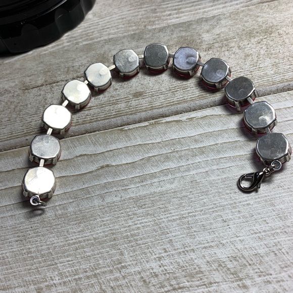 Handmade Swarovski “Clear Crystal” Cup Chain - Picture 7 of 8